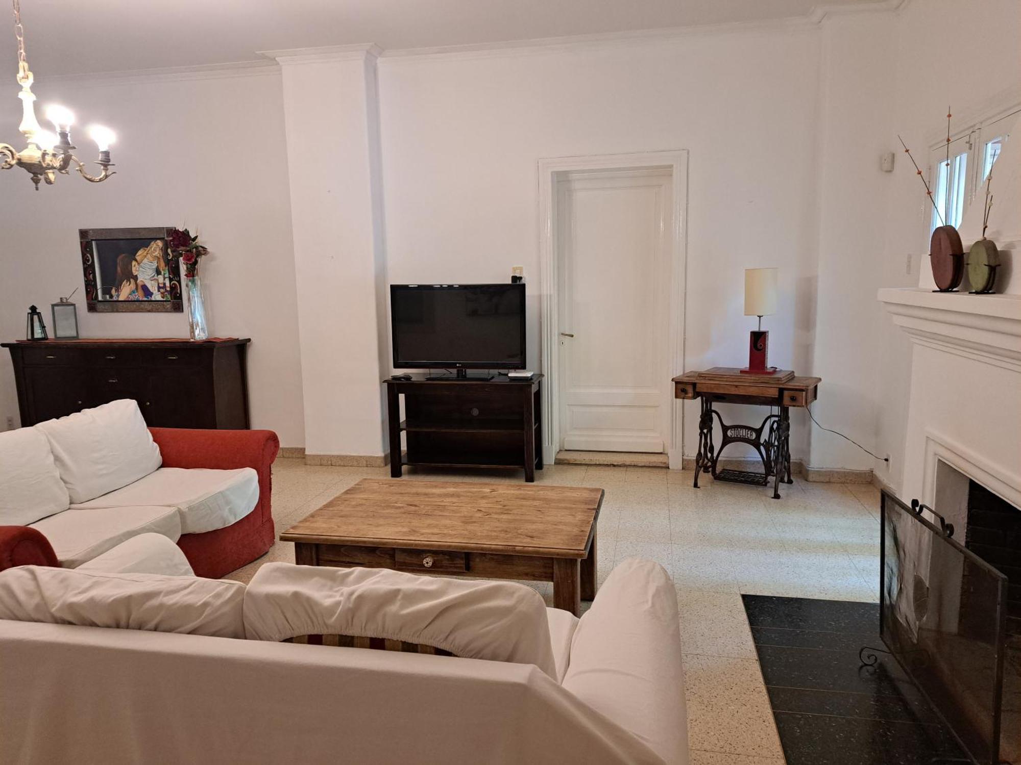 Bed and Breakfast Casco El Trapiche Ґодой-Крус Екстер'єр фото